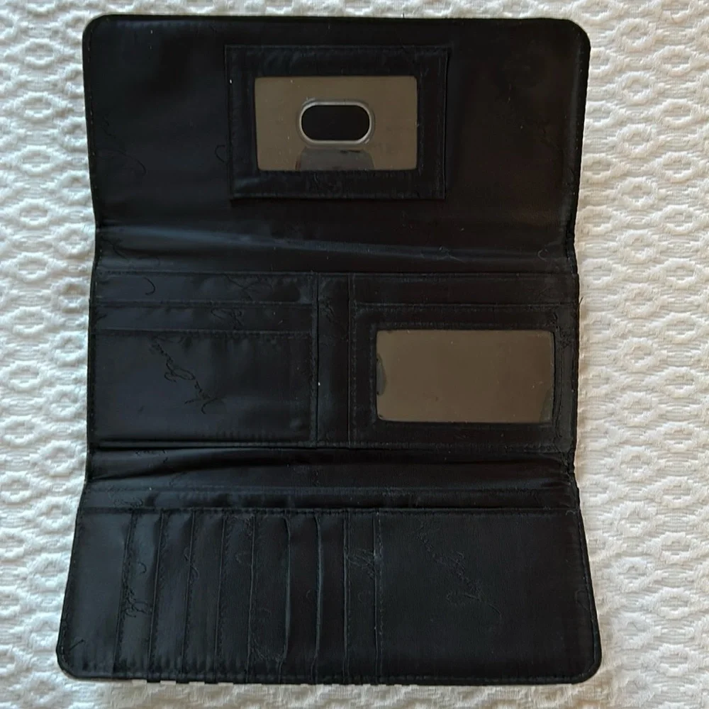 Vera Bradley Textured Wallet - Picture 6 of 11